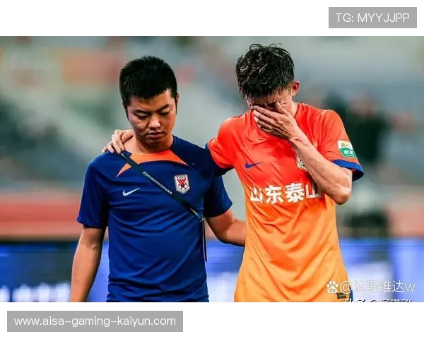 长春亚泰边路拉扯锁定对手弱侧